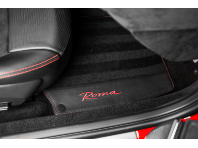Ferrari Roma V8 - ROSSO CORSA