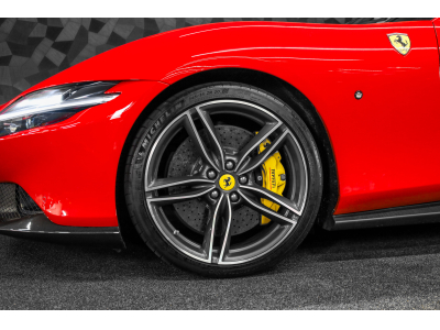 Ferrari Roma V8 - ROSSO CORSA