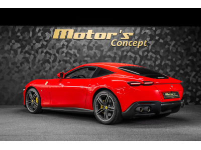 Ferrari Roma V8 - ROSSO CORSA