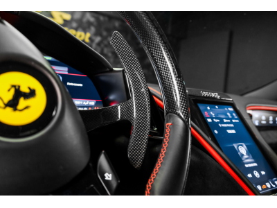 Ferrari Roma V8 - ROSSO CORSA