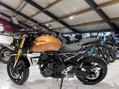 Suzuki GSX-8T 