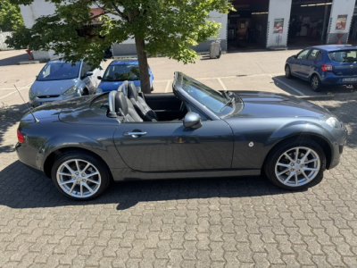 Mazda MX-5 MAZDA MX-5 Sports-Line Roadster Coupe LEDER SHZ
