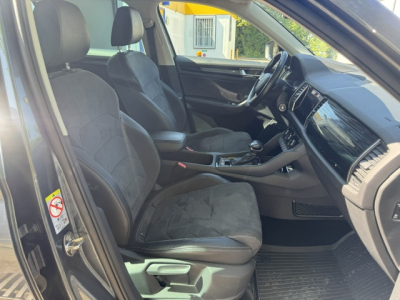 Skoda Kodiaq SKODA KODIAQ 4X4 STYLE 7 SITZER STANDHEIZUNG 360KAMERA AHK