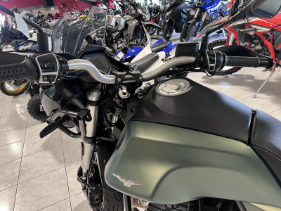 Moto Guzzi V 85 TT  Strada