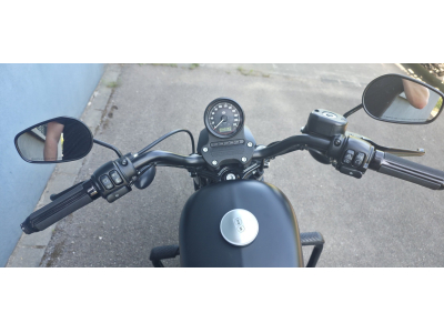 Harley-Davidson Sportster 883 
