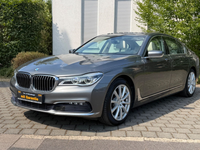 BMW 730 d xDrive/HEAD UP/LEDER/KAMERA/