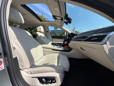 BMW 730 d xDrive/HEAD UP/LEDER/KAMERA/
