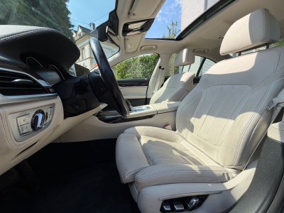 BMW 730 d xDrive/HEAD UP/LEDER/KAMERA/
