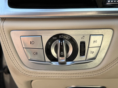BMW 730 d xDrive/HEAD UP/LEDER/KAMERA/