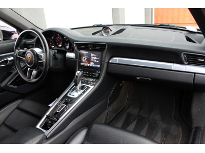 Porsche 911 991.2 Carrera 4 Cabriolet