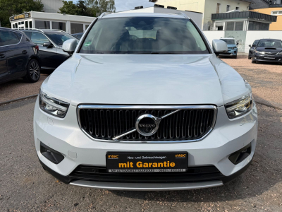 Volvo XC40 XC 40 XC40 Momentum Pro AWD