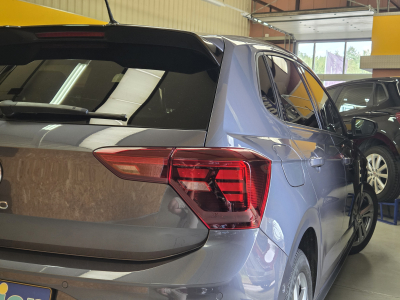 Volkswagen Polo TSI R-LINE 95CV