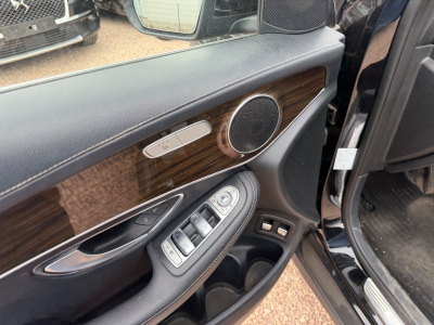 Mercedes-Benz GLC 220 d 4Matic/MOTORSCHADEN/