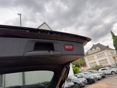 Mercedes-Benz GLC 220 d 4Matic/MOTORSCHADEN/