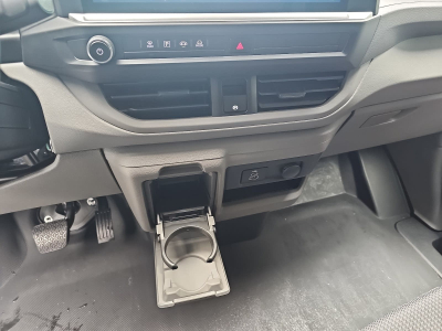 Volkswagen Transporter 2.0 TDI DSG 170 L2H1