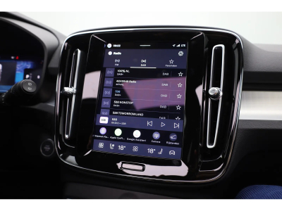 Volvo XC40 2.0 B4 MHD 197 Black Edition