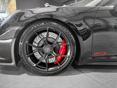 Porsche 992 911/992 GT3 CLUBSPORT AKRAPOVIC  /Vollschalensitze