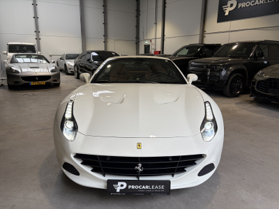 Ferrari California California T / 3.9 V8 / 4-Sitzer /