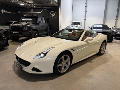 Ferrari California California T / 3.9 V8 / 4-Sitzer /