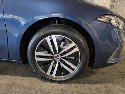 Mercedes-Benz A 250 e Plug in PROGRESSIVE LINE PANO CUIR NAVI 1 HAND