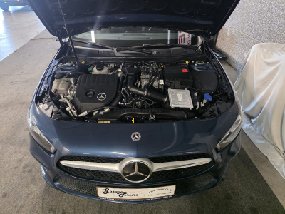 Mercedes-Benz A 250 e Plug in PROGRESSIVE LINE PANO CUIR NAVI 1 HAND