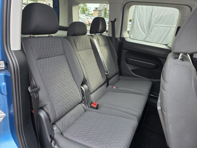 Volkswagen Caddy 1.5 TSI DSG LIFE 5 SITZE PANO NAVI 1 HAND