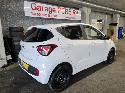 Hyundai i10 1.0 AUTO CLIM NAVI