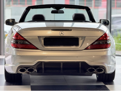 Mercedes-Benz SL 63 AMG ROADSTER V8 CARBON AIRSCARF CUIR NAVI