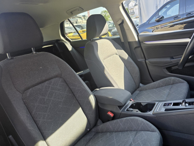 Volkswagen Golf Golf 8 1.5 eTSI 150 DSG LIFE LED NAVI