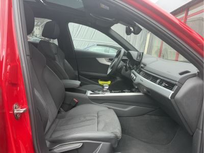 Audi A4 Avant 2.0 TDI 204 CV Quattro 3X S-line Navi Pano 1Main