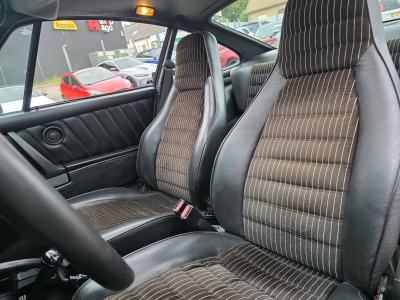 Porsche 911 Porsche 911 231CV Europa Schekheft und Historie plus carnet
