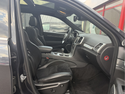 Jeep Grand Cherokee 6.4l V8 HEMI SRT EUROPA COC HARMAN KARDON PANO CUIR NAVI 1 HAND