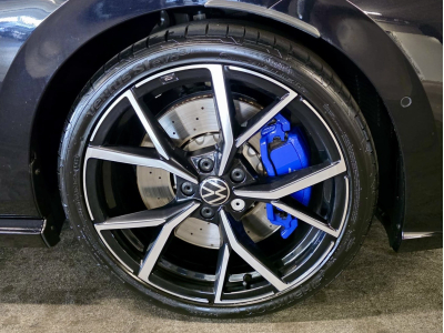 Volkswagen Golf R 2.0 TSI 320 4MOTION HARMAN KARDON IQ-LIGHT NAVI