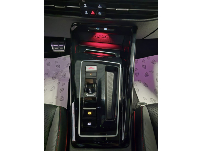 Volkswagen Golf GTI 2.0 TSI 300 CLUBSPORT BLACK STYLE HEAD UP HARMAN KARDON PANO CUIR NAVI