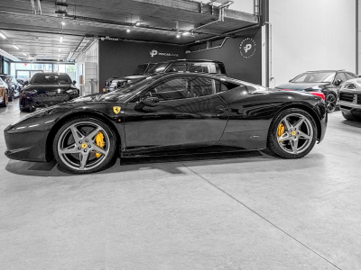 Ferrari 458 Ferrari 458 Italia 4.5 V8 570ch/Leder/20/Xénon/