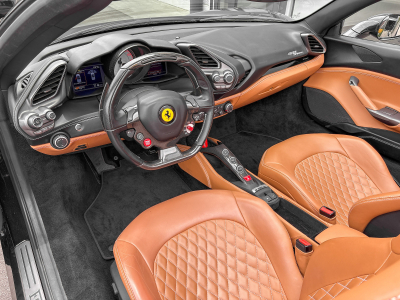 Ferrari 488 GTS POWER WARRANTY/F1/CARBON/LIFT/CARBON/20/LIFT/MALUS