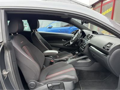 Volkswagen Scirocco GTS 220CV DSG NAVI