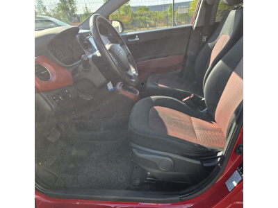 Hyundai i10 i10 AUTO. 1.0i Sky