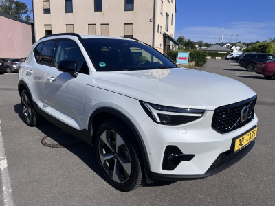 Volvo XC40 B3 Plus Dark DCT