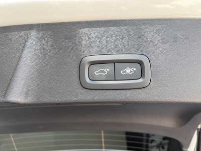 Volvo XC40 B3 Plus Dark DCT