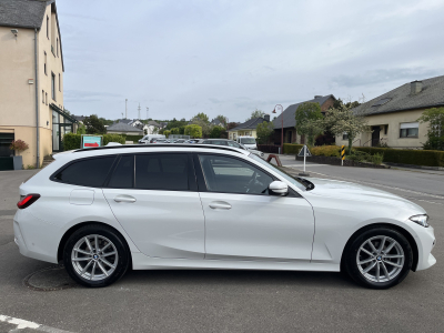 BMW 318 318d A G21 Touring - ACC - Keyless - Head up Display