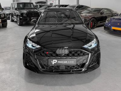 Audi RS3 2.5 TFSI SPORTBACK QUATTRO/ GARANTIE 5/Pano/19/360°/SONOS/SCHALE S