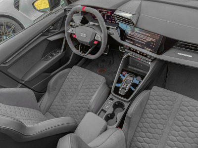 Audi RS3 2.5 TFSI SPORTBACK QUATTRO/ GARANTIE 5/Pano/19/360°/SONOS/SCHALE S