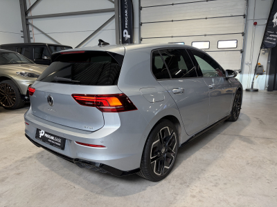 Volkswagen Golf Golf VIII Lim. 1.5 eTSI R-Line