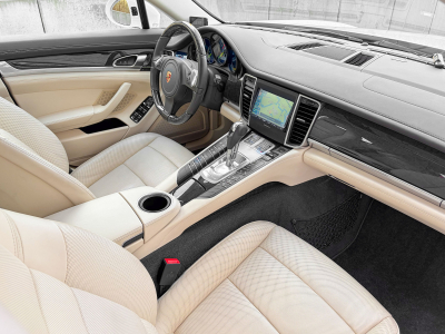 Porsche Panamera Panamera E-Hybrid S /20/Bi-Xenon/PANO/360°/Leder