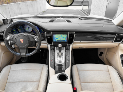 Porsche Panamera Panamera E-Hybrid S /20/Bi-Xenon/PANO/360°/Leder