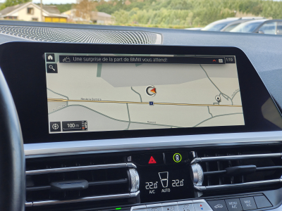 BMW 318 318iA PACK M CARPLAY GPS CAMERA ECLAIRAGE AMBIANCE