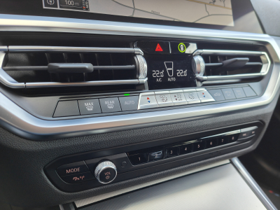 BMW 318 318iA PACK M CARPLAY GPS CAMERA ECLAIRAGE AMBIANCE