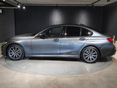 BMW 318 318iA PACK M CARPLAY GPS CAMERA ECLAIRAGE AMBIANCE