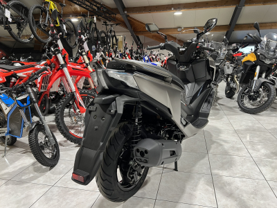 Kymco Downtown 125i GT